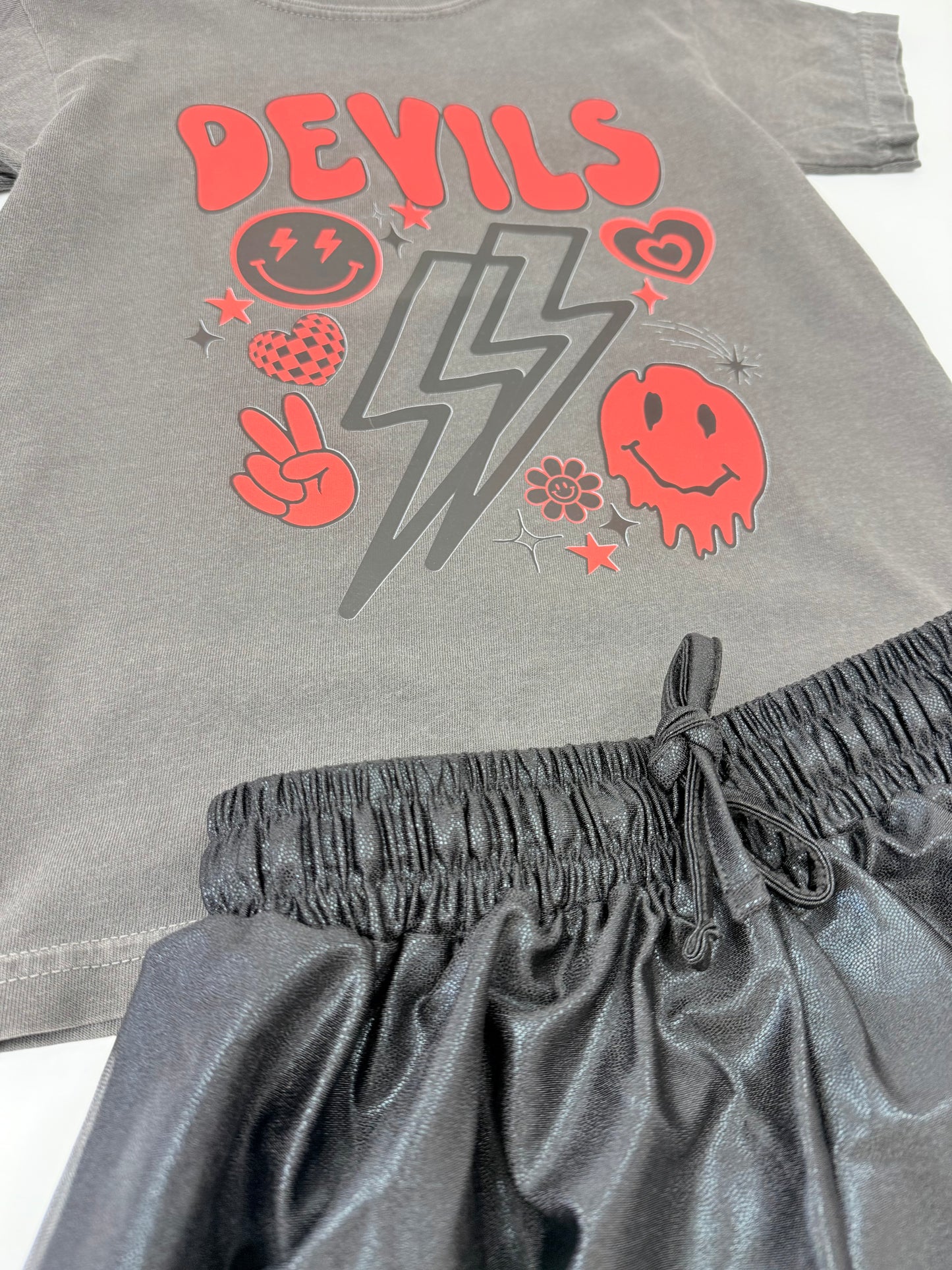 Devils Groovy Tee