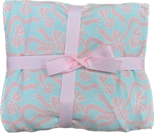 Darling Bow Crib Sheet