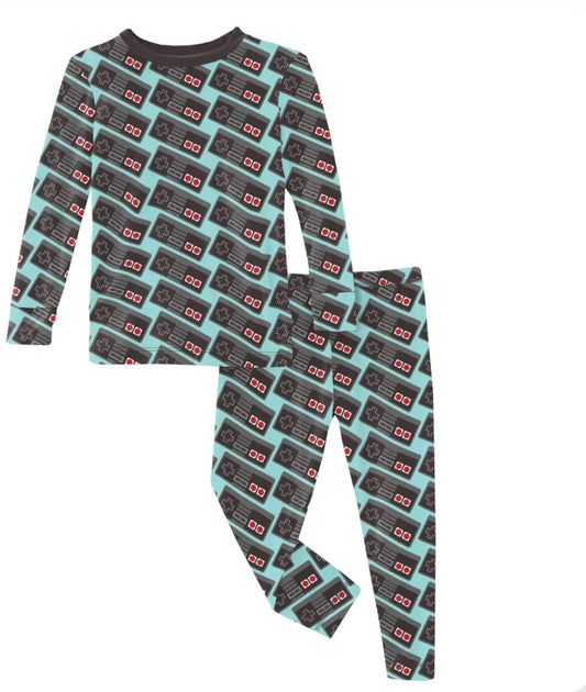 Summer Sky Retro Game Controller PJ Set