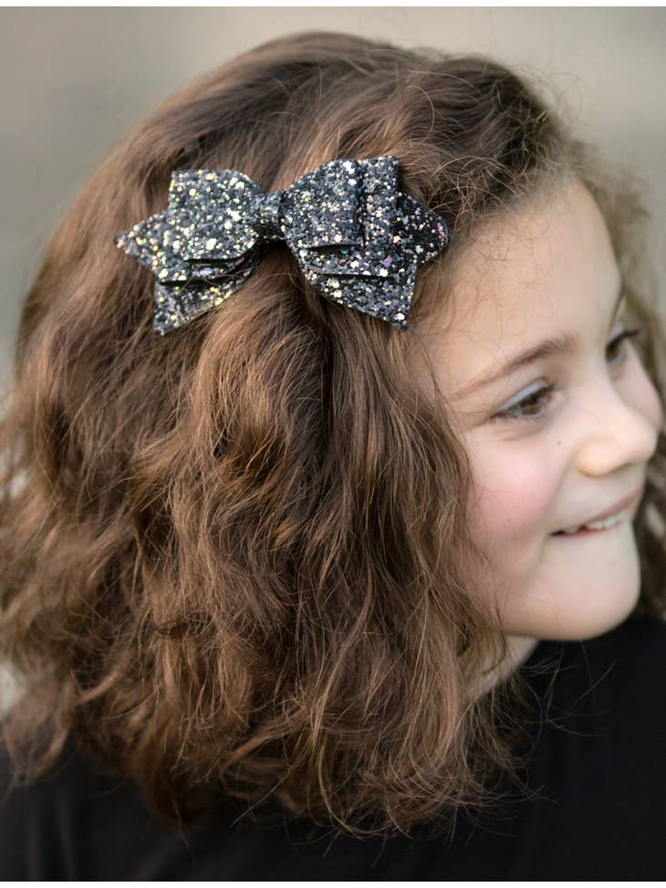 Glittery Bow Clippies