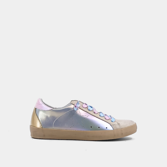Mia Sneaker-Steele