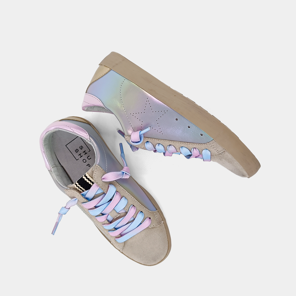 Mia Sneaker-Steele
