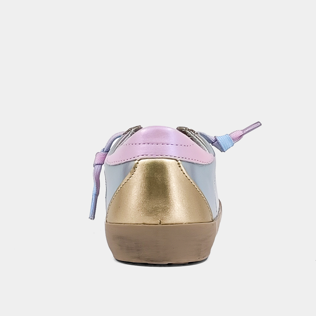 Mia Sneaker-Steele